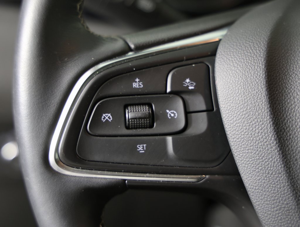 Used 2022 Buick Encore GX Select w/ Sport Touring Package image 14