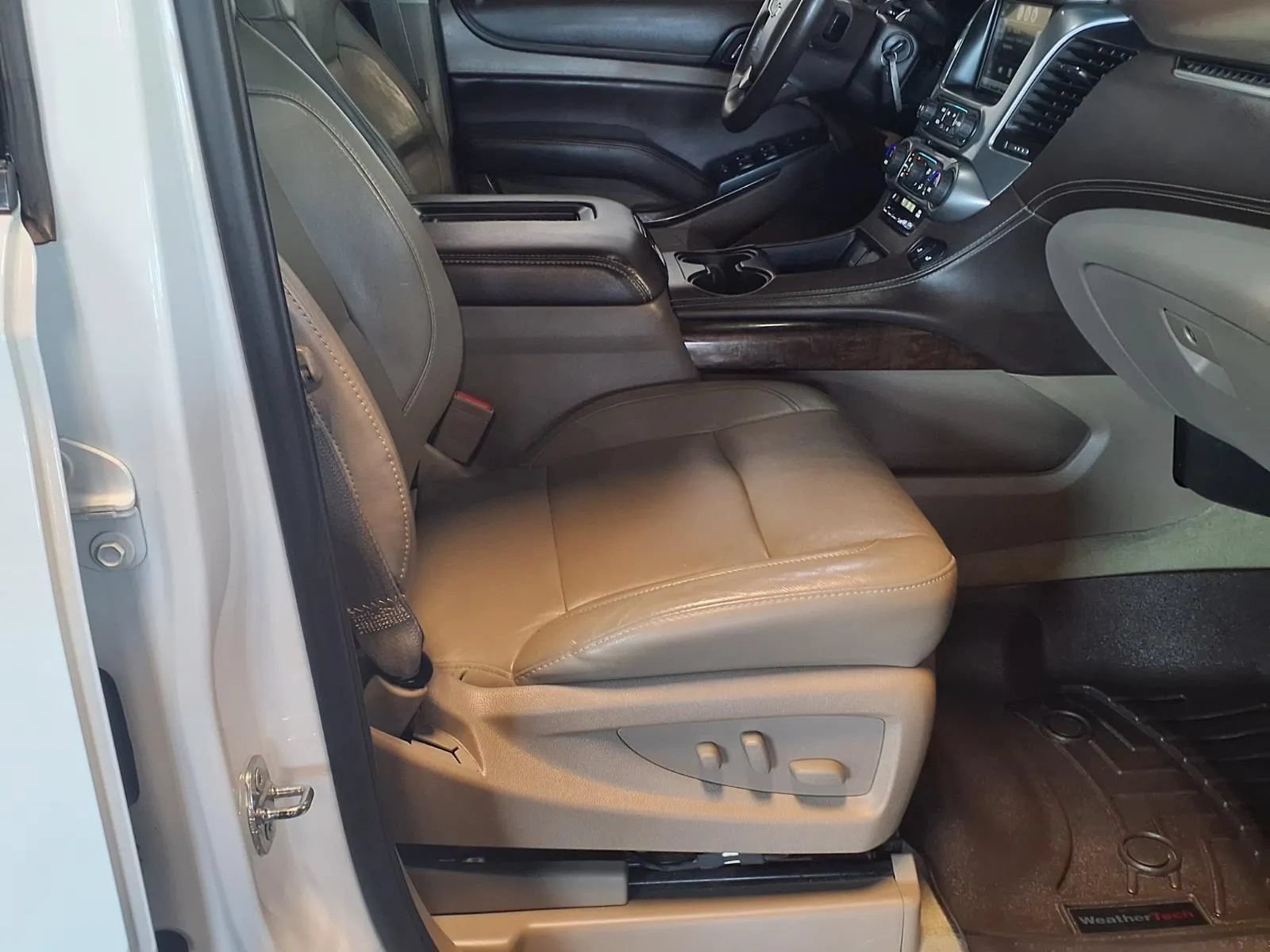 Used 2015 Chevrolet Tahoe LT w/ Max Trailering Package AWD/4WD image 13
