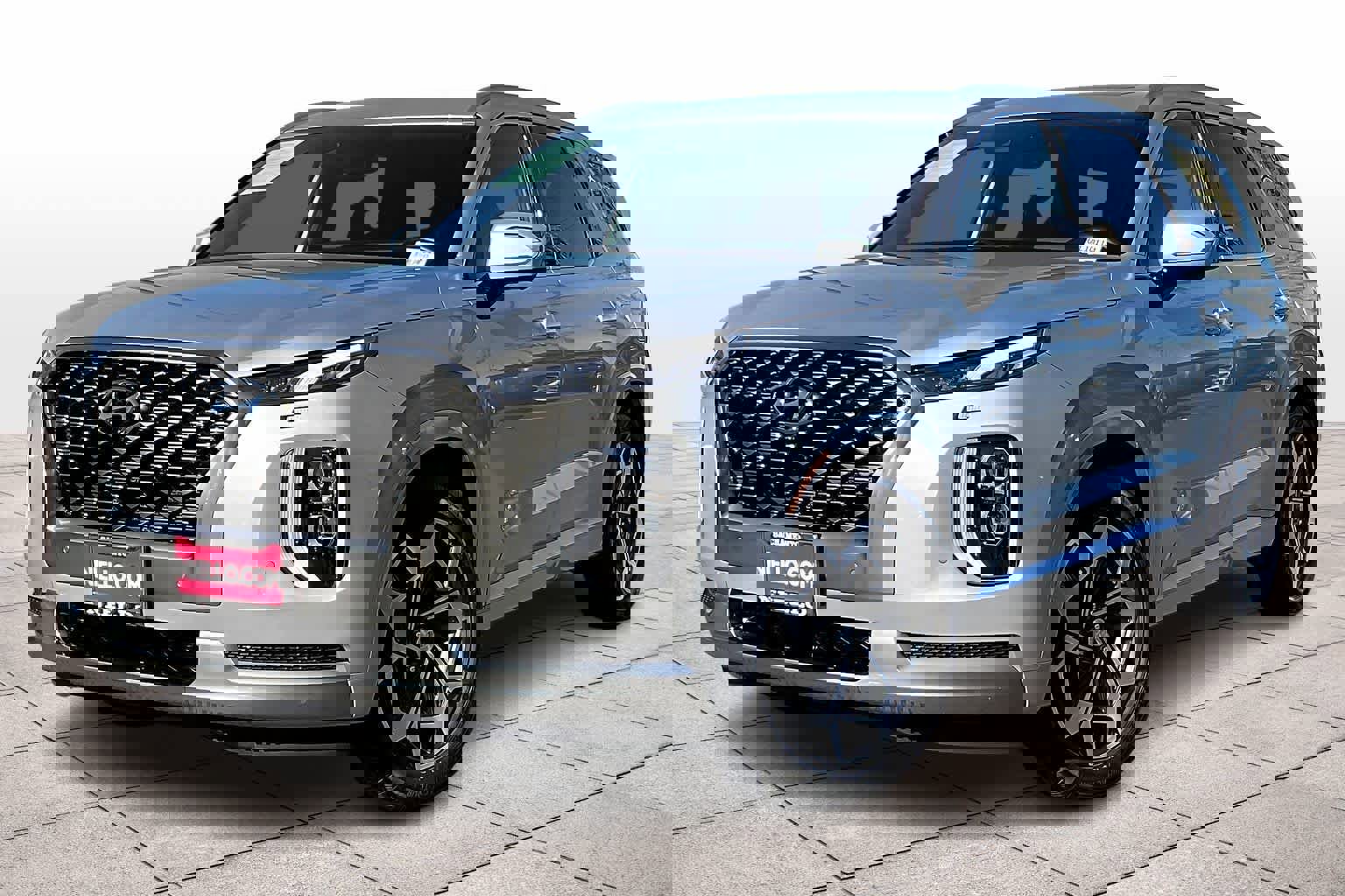 Used 2022 Hyundai Palisade Calligraphy w/ Cargo Package image 1
