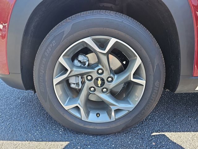 Used 2025 Chevrolet Trax LT w/ LT Convenience Package FWD image 68