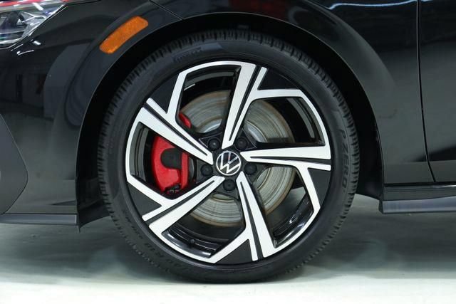 Used 2025 Volkswagen GTI SE w/ SE Leather Seating Package FWD image 6