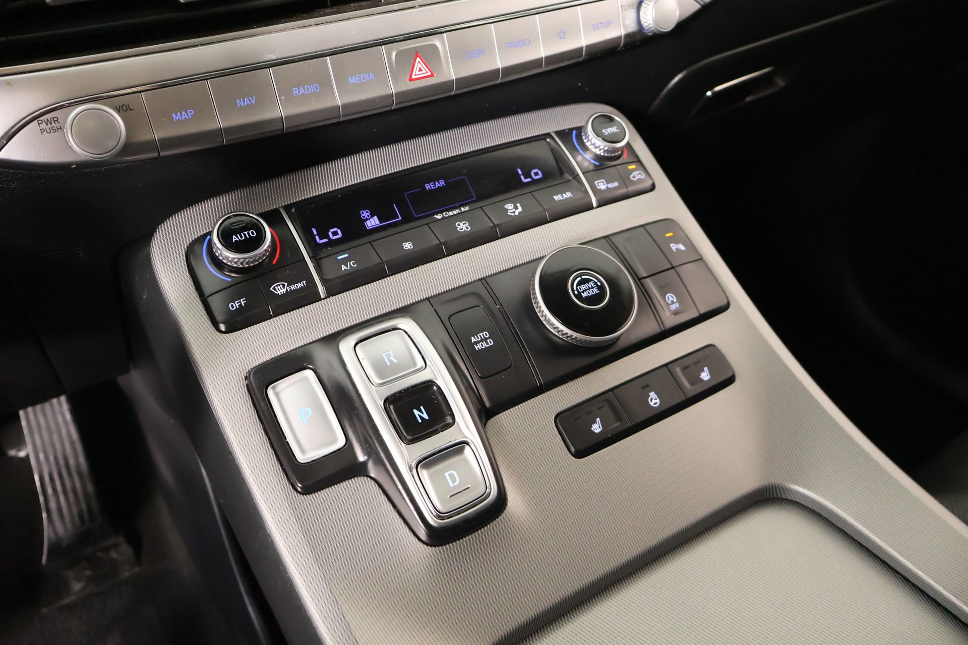 Used 2022 Hyundai Palisade SEL w/ Premium Package image 9