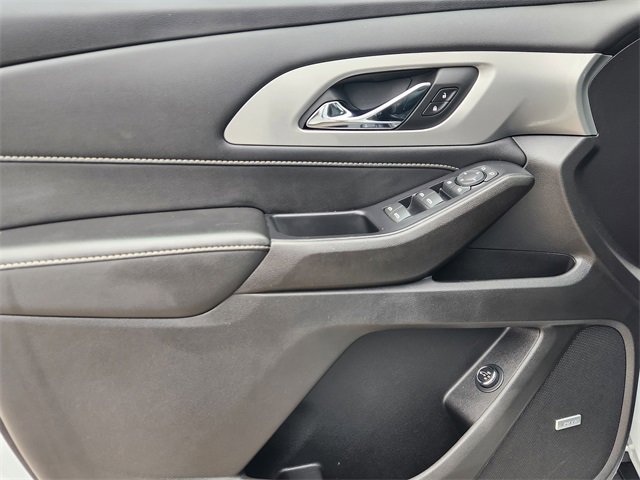 Used 2022 Chevrolet Traverse LT w/ LT Premium Package image 22