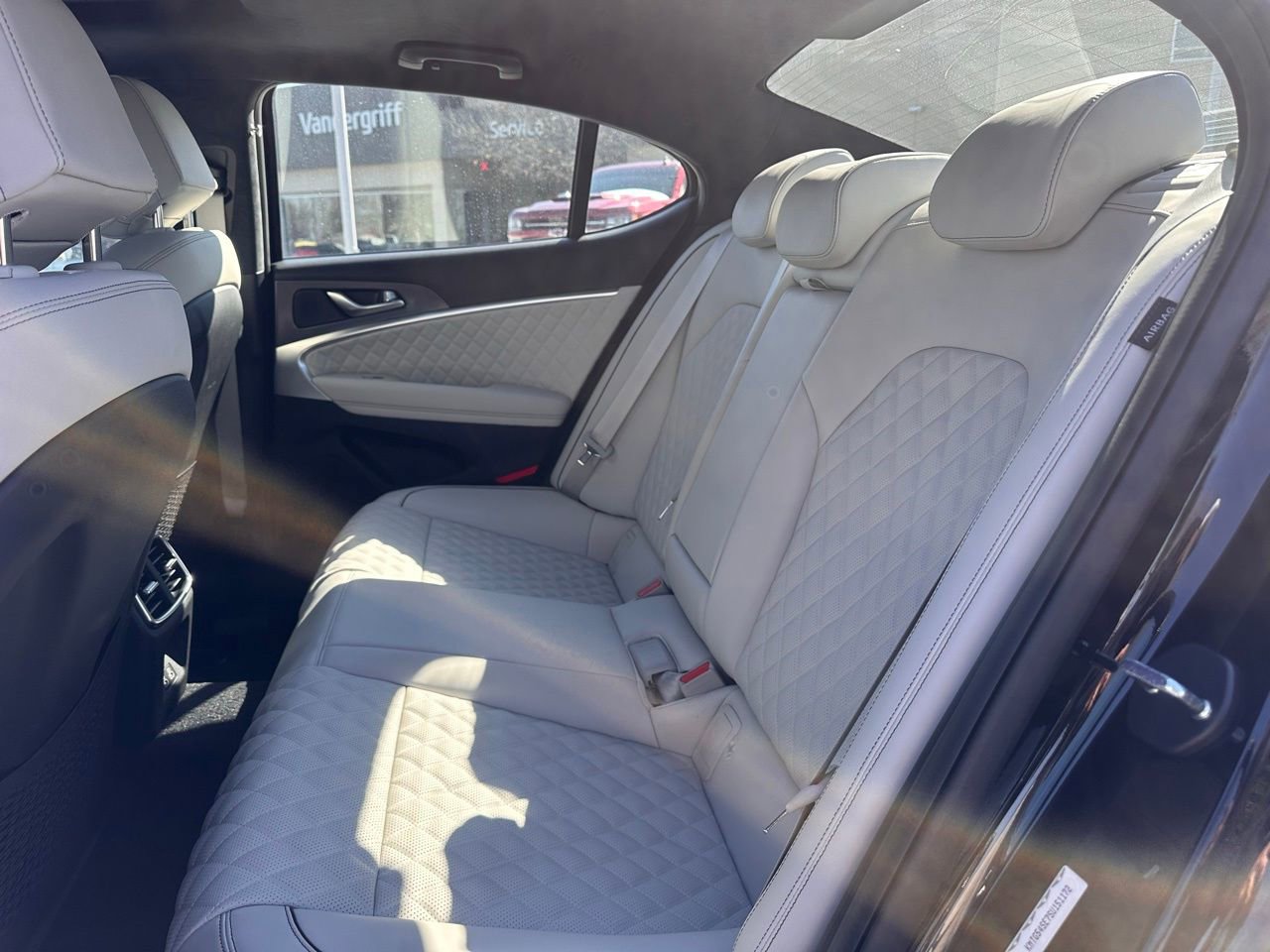 Used 2025 Genesis G70 3.3T Advanced w/ Sport Prestige Package image 16