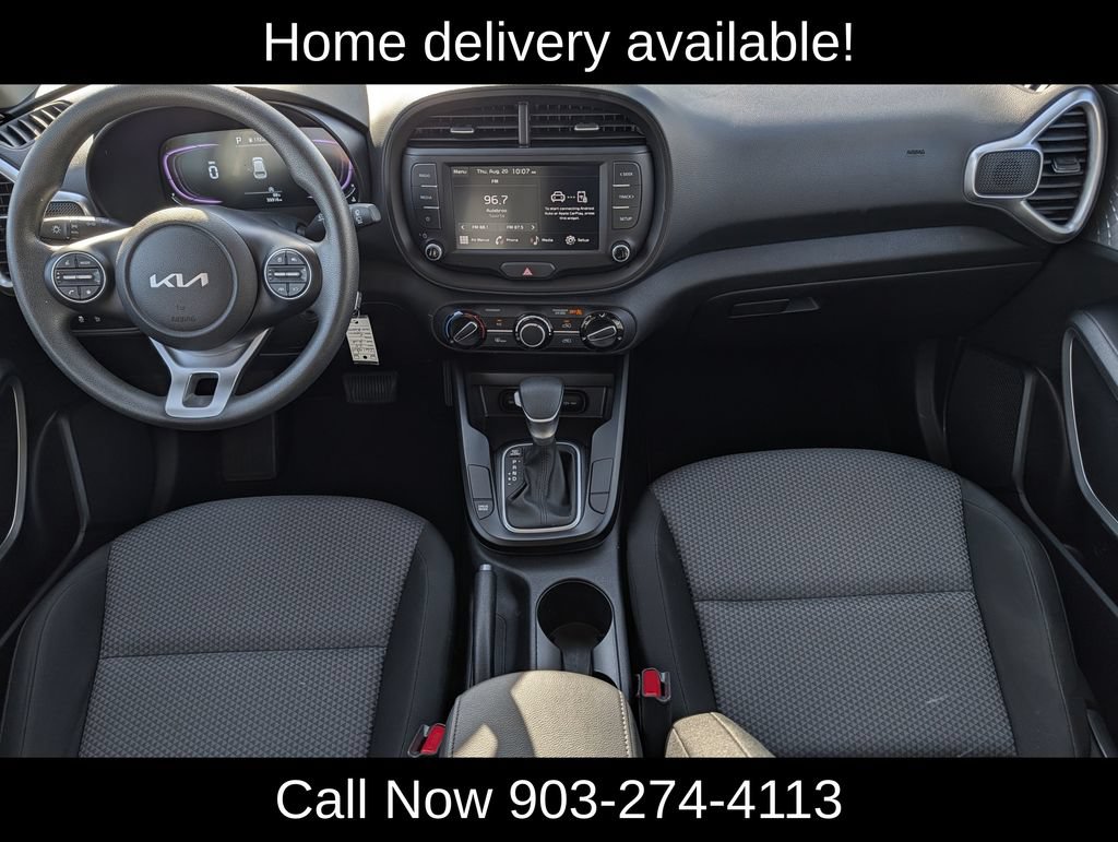 Used 2025 Kia Soul LX w/ LX Technology Package FWD image 12