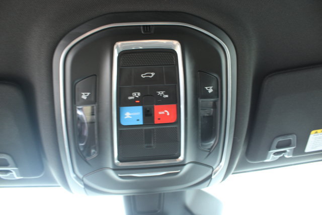 Used 2025 Jeep Grand Cherokee L Laredo w/ Luxury Tech Group I AWD/4WD image 12
