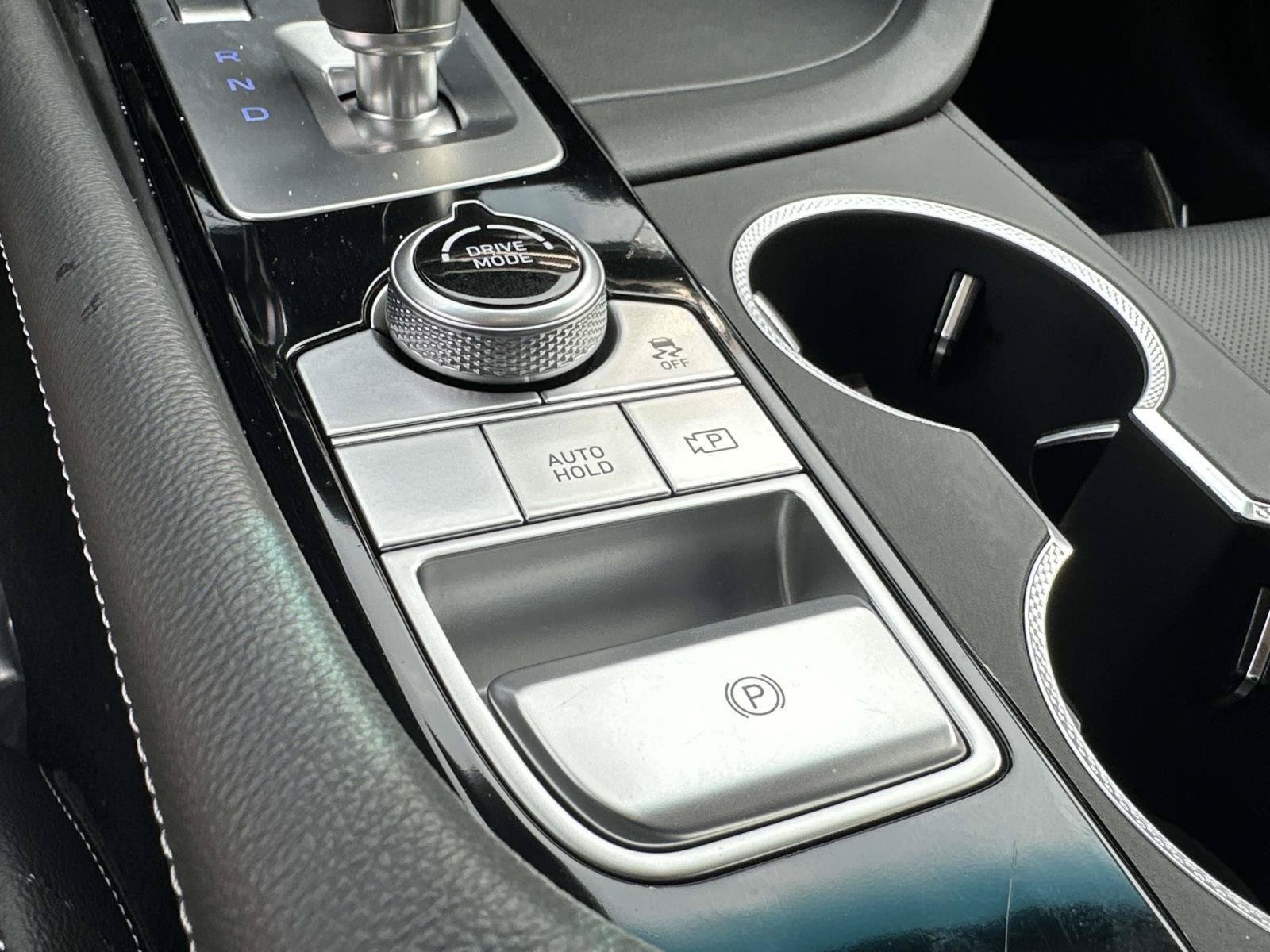 Used 2026 Genesis G70 2.5T RWD image 18