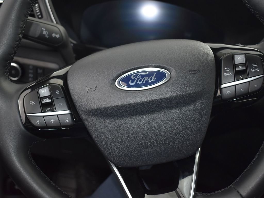 Used 2024 Ford Escape Platinum image 29