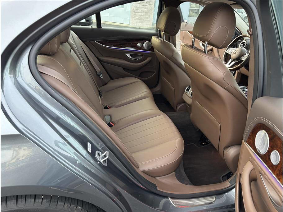 Used 2020 Mercedes-Benz E 450 4MATIC Sedan image 16