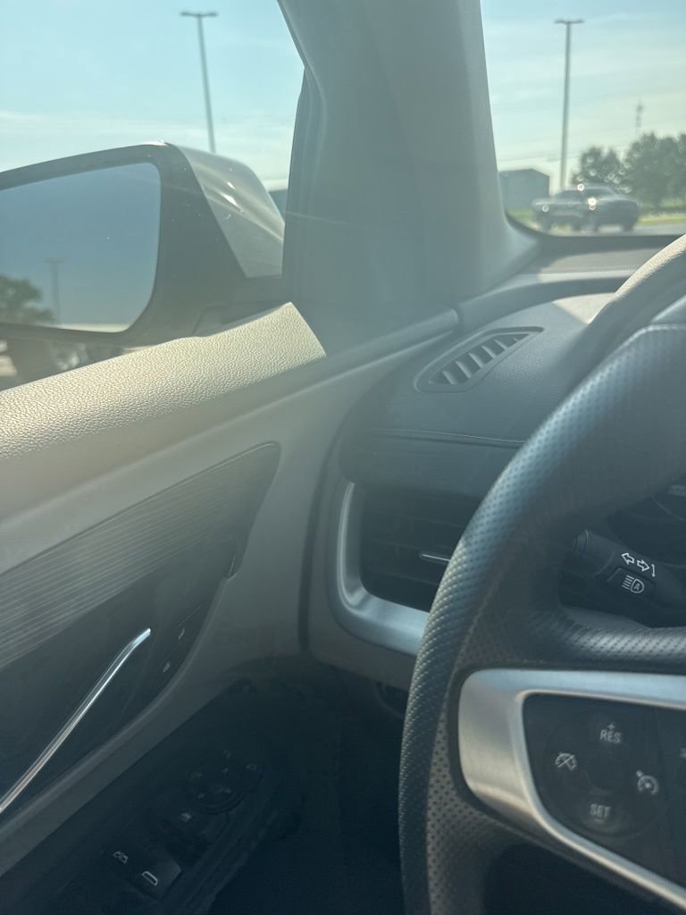 Used 2022 GMC Terrain SLE AWD/4WD image 18