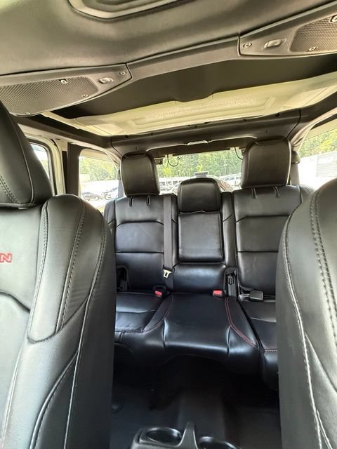 Used 2024 Jeep Wrangler Unlimited Rubicon AWD/4WD image 24