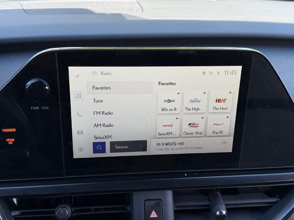 Certified 2025 Lexus UX 300h AWD w/ Accessory Package (Z1) image 19