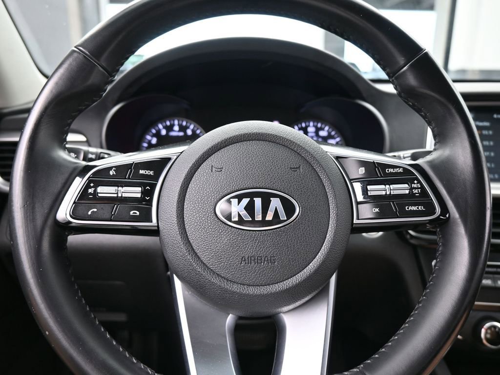 Used 2020 Kia Optima S image 27