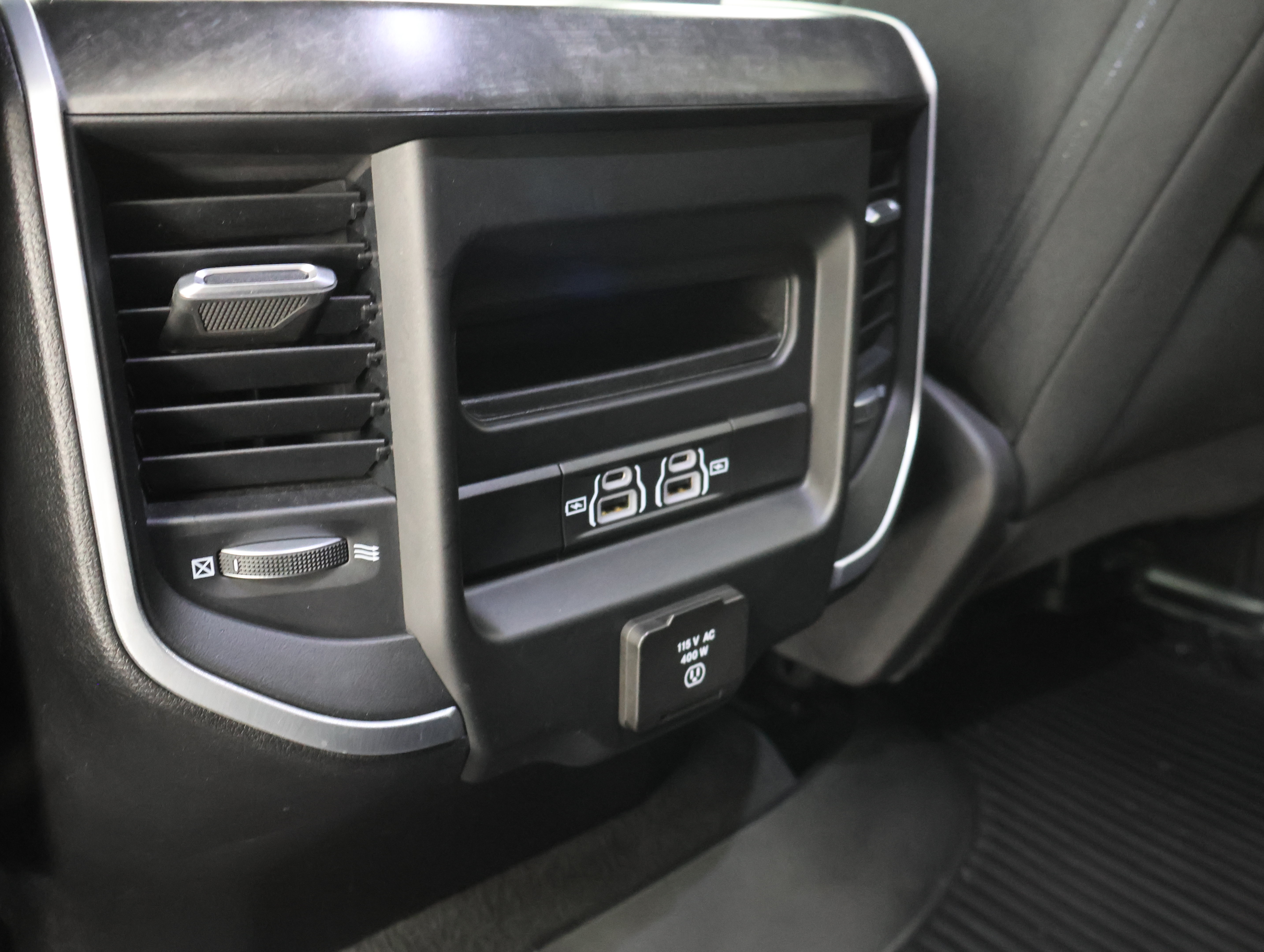 Used 2022 RAM 1500 Big Horn AWD/4WD image 35