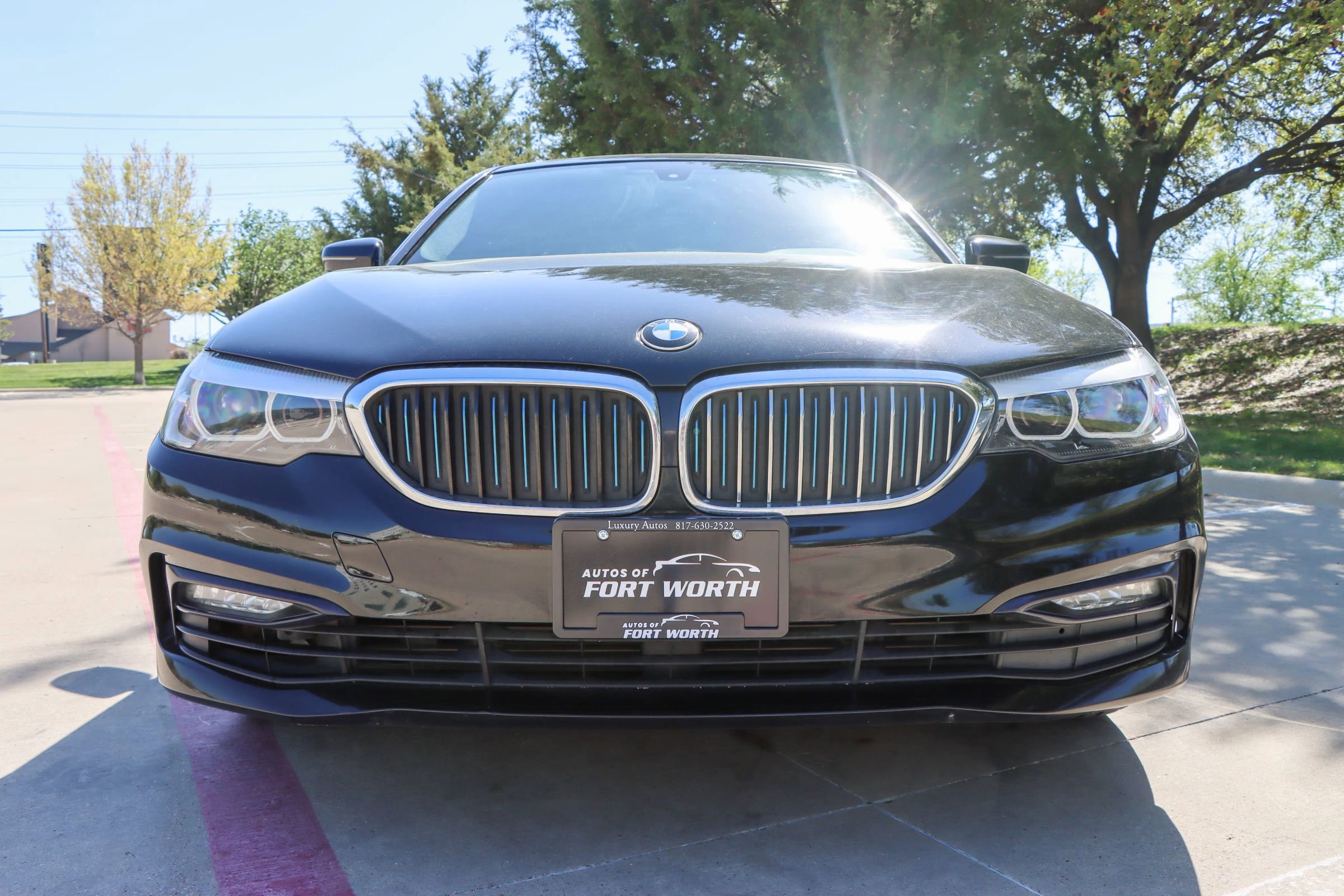 Used 2018 BMW 530e image 2