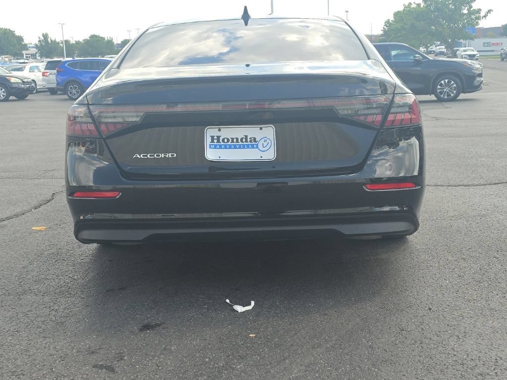 Used 2025 Honda Accord SE image 6