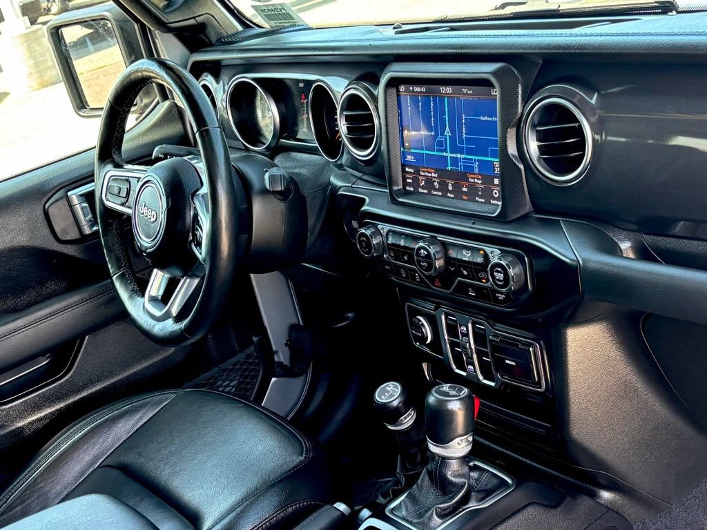 Used 2021 Jeep Wrangler Unlimited Sahara AWD/4WD image 25
