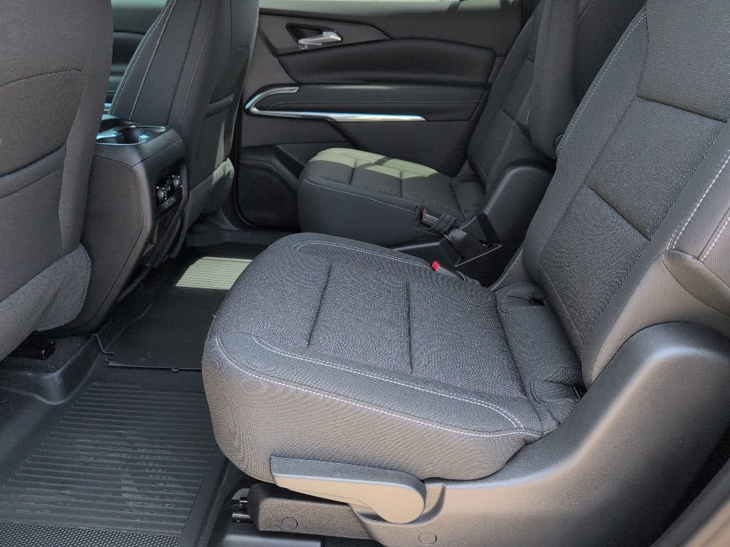 New 2026 Chevrolet Traverse LT w/ Driver Confidence Package FWD image 7