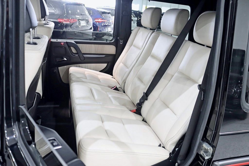 Used 2015 Mercedes-Benz G 63 AMG 4MATIC image 28
