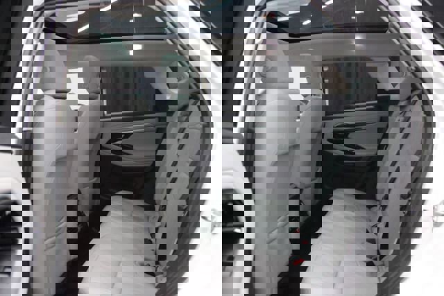 Used 2020 Land Rover Range Rover Evoque S image 21