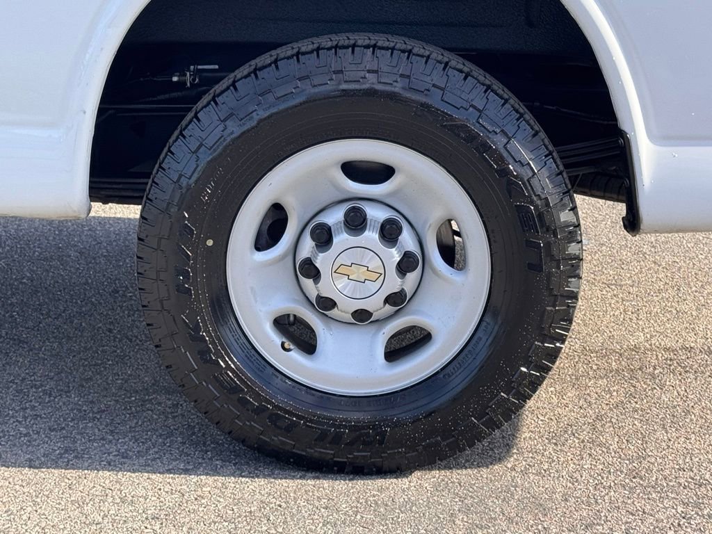 Used 2021 Chevrolet Express 2500 Extended w/ Driver Convenience Package image 14