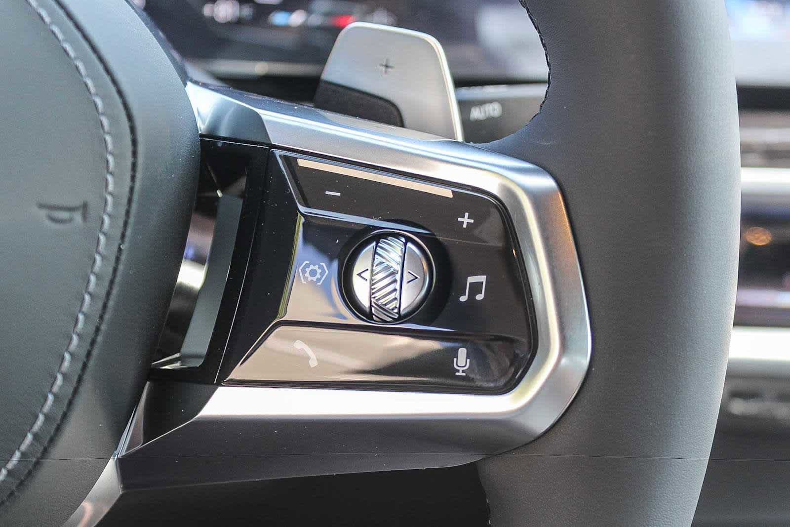New 2026 BMW 740i w/ Executive Package RWD image 32