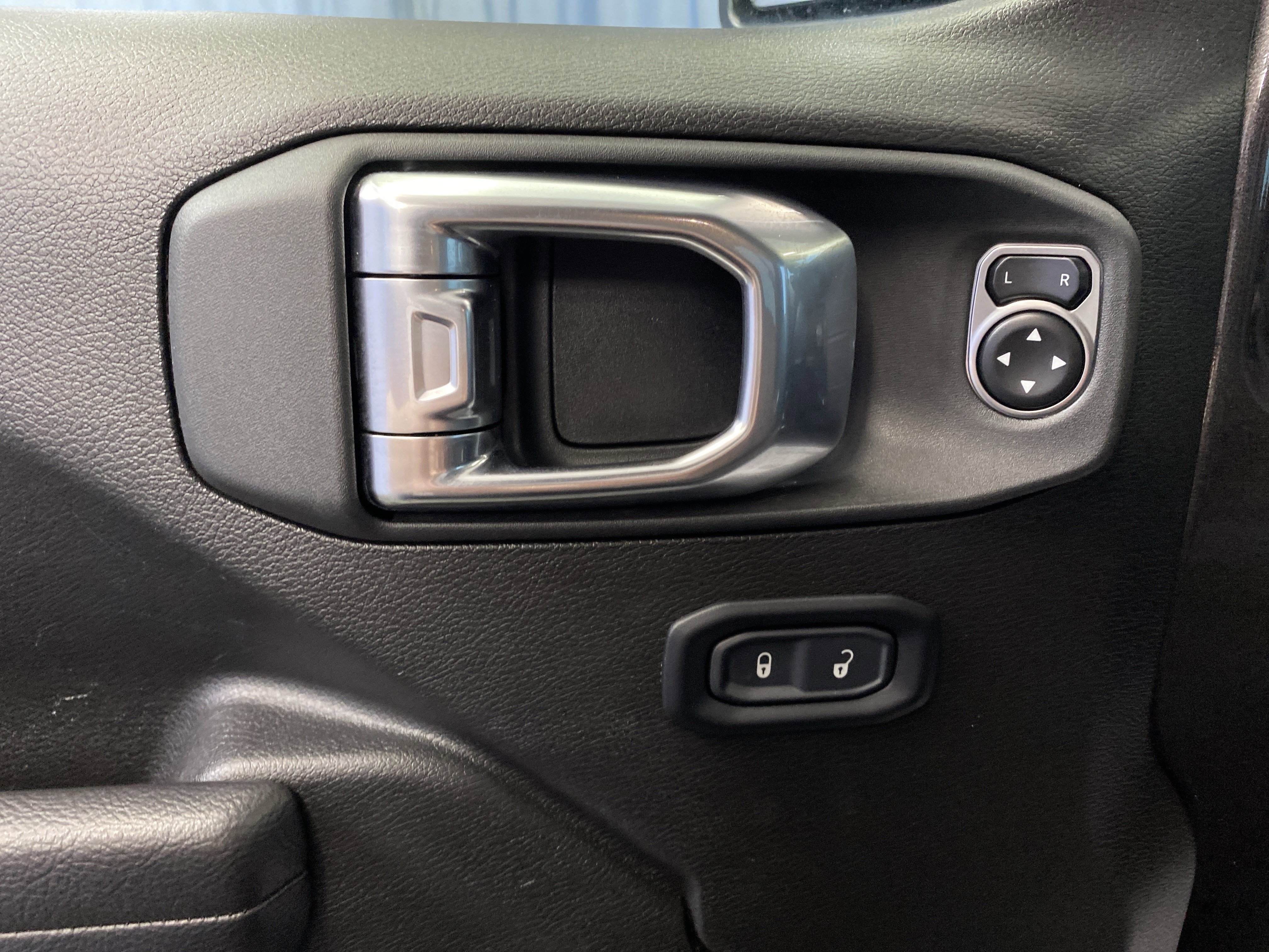 Certified 2025 Jeep Wrangler Unlimited Rubicon 4xe w/ Safety Group image 12