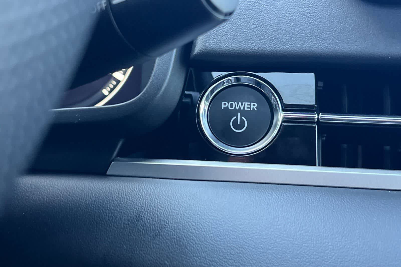 New 2026 Nissan Rogue Platinum AWD/4WD image 30