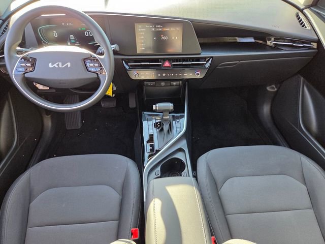 Used 2025 Kia Niro LX image 13
