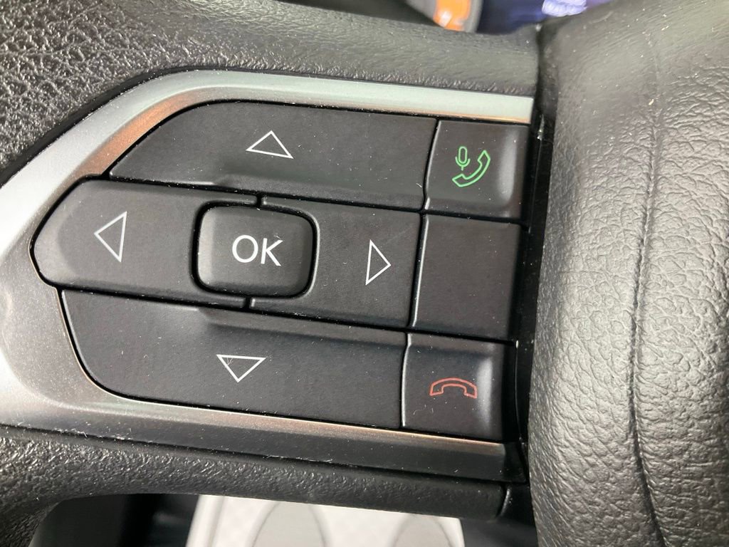 Certified 2023 Jeep Compass Sport image 21