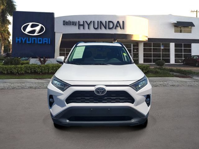 Used 2019 Toyota RAV4 XLE w/ Convenience Package AWD/4WD image 2