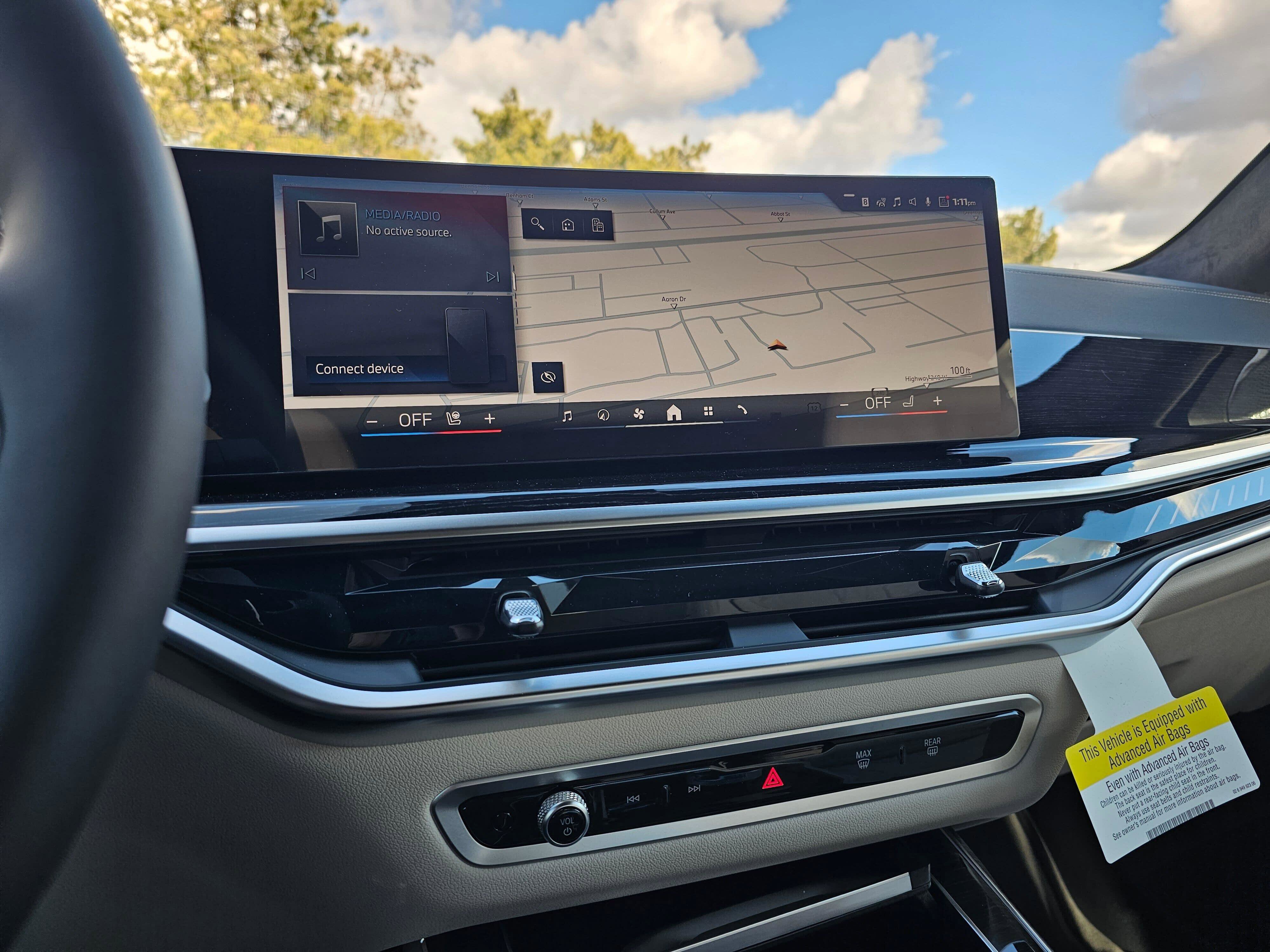 New 2026 BMW X7 M60i image 19