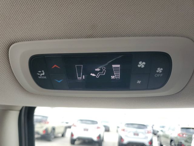 Used 2019 Chrysler Pacifica L image 9