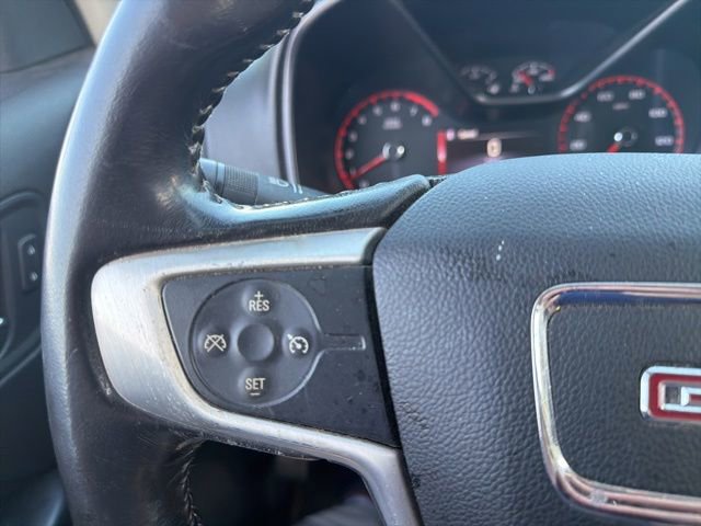 Used 2015 GMC Canyon SLE RWD image 19