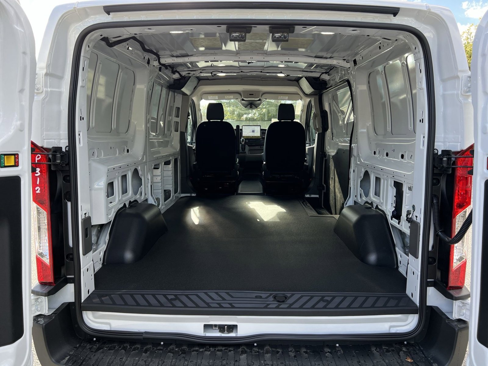New 2026 Ford Transit 150 Low Roof image 23