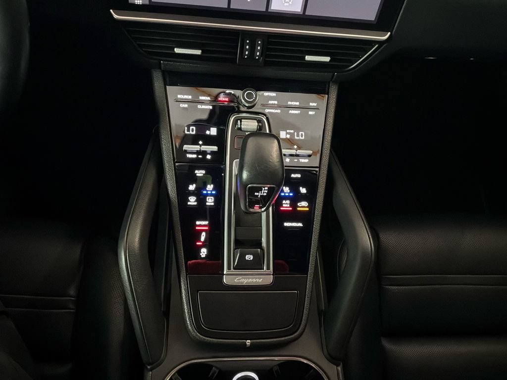 Used 2019 Porsche Cayenne S AWD/4WD image 34