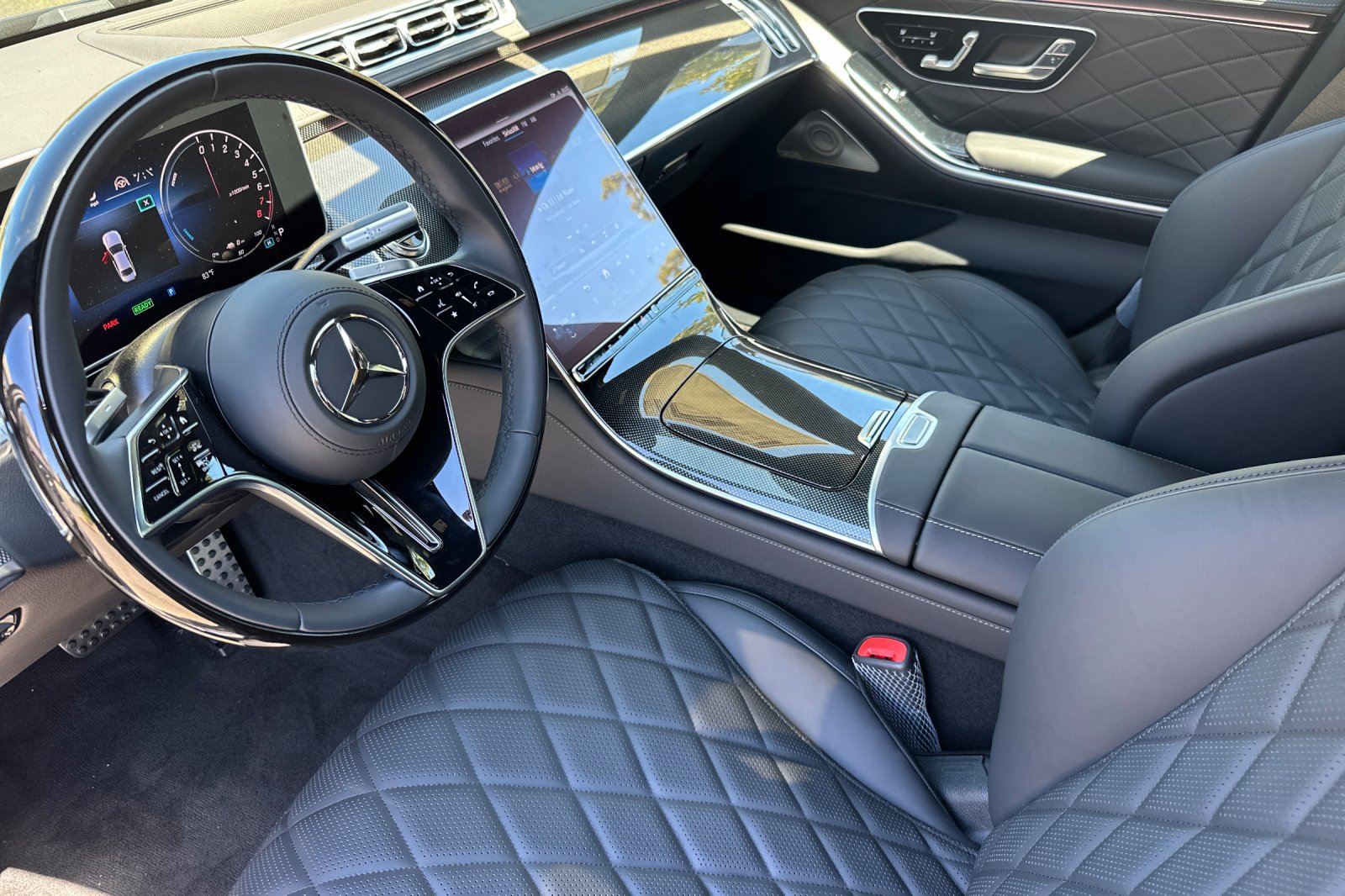 New 2025 Mercedes-Benz S 580e 4MATIC Sedan image 6