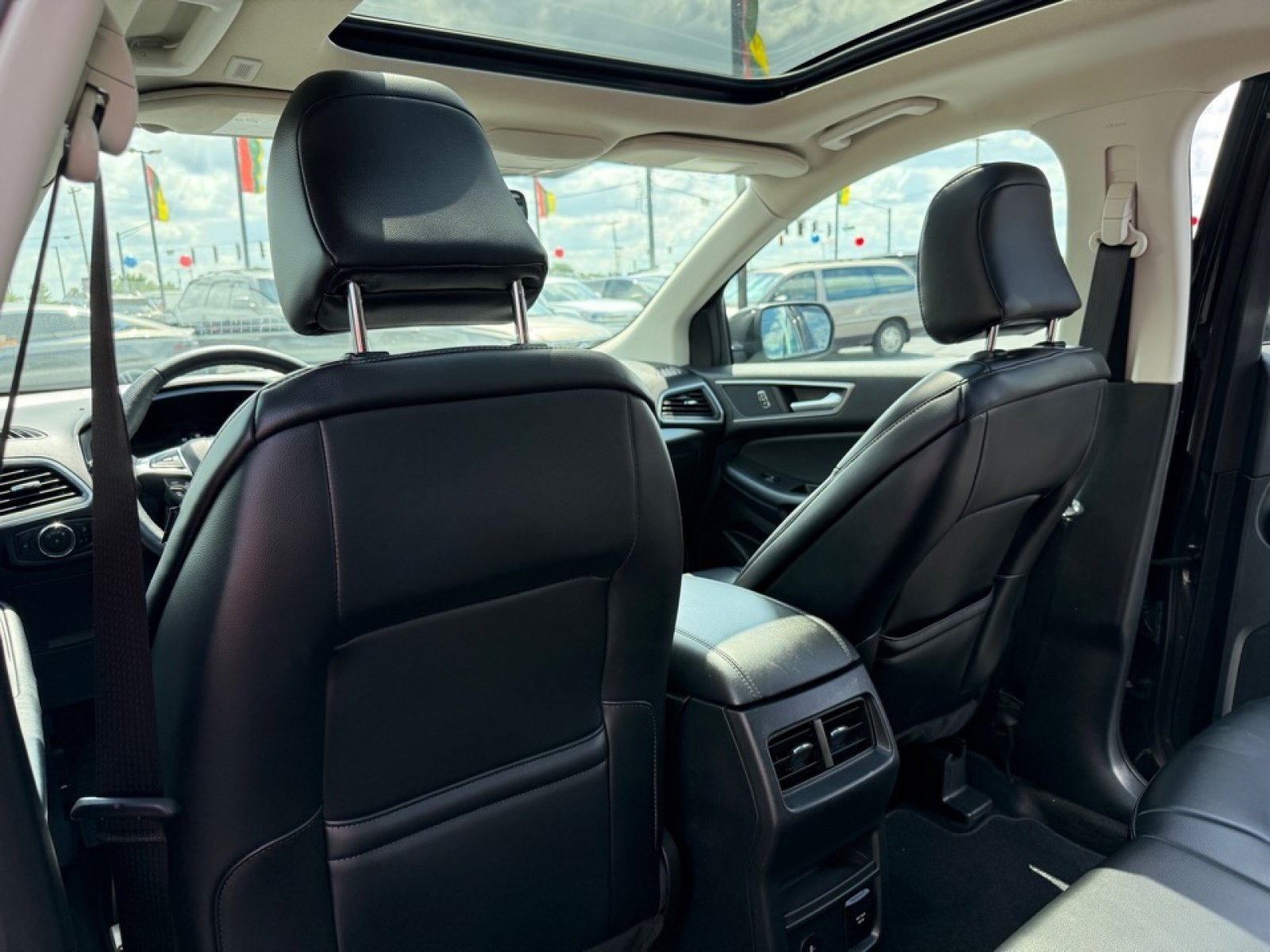 Used 2023 Ford Edge SEL w/ Convenience Package AWD/4WD image 32