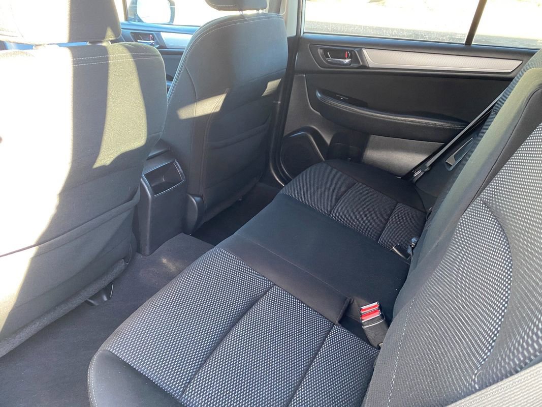 Used 2017 Subaru Outback 2.5i Premium AWD/4WD image 13