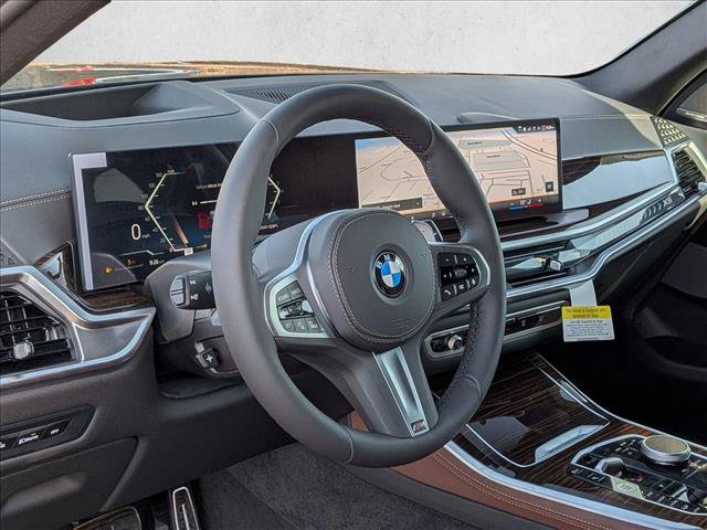 Used 2026 BMW X5 xDrive40i w/ M Sport Package AWD/4WD image 3