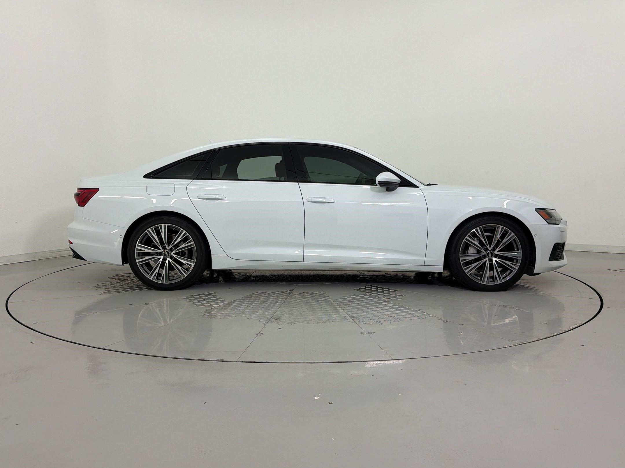 Used 2023 Audi A6 Premium Plus w/ Premium Plus Package AWD/4WD image 8