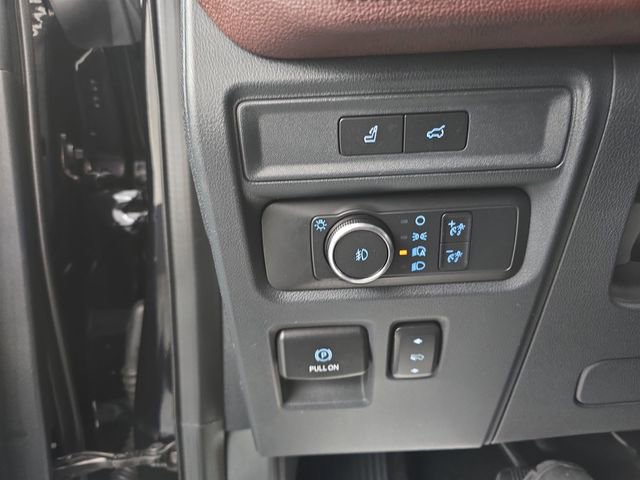 Used 2022 Ford Expedition Max Limited image 43