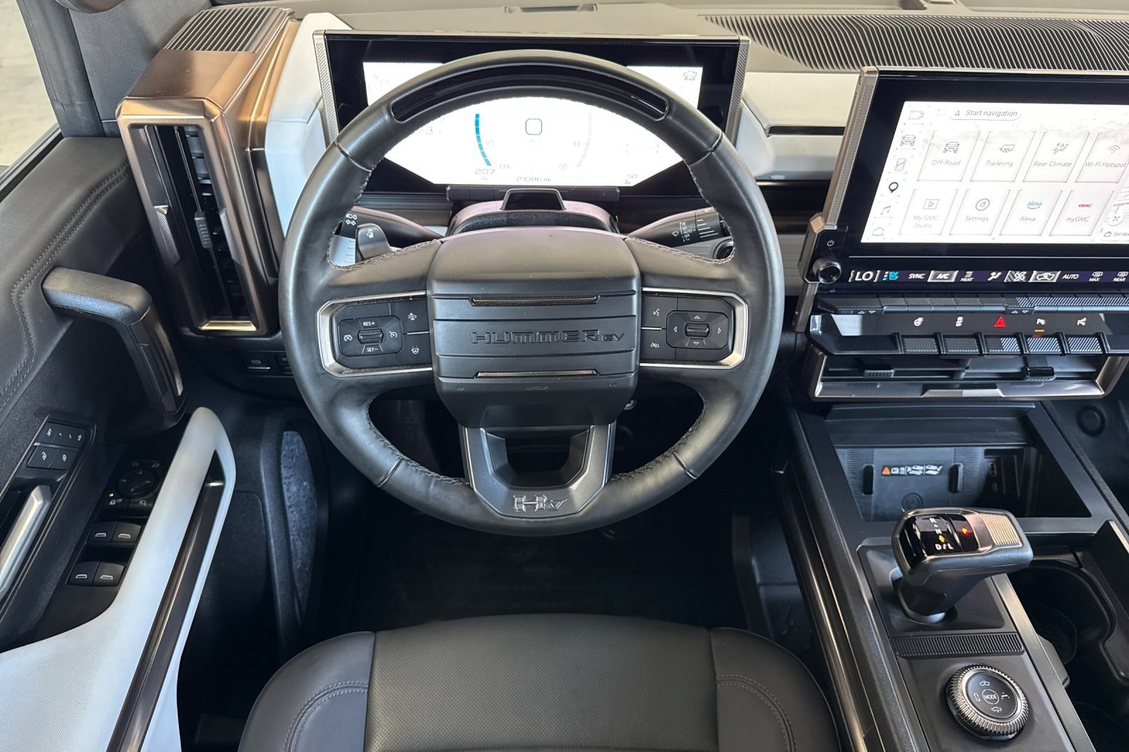 Used 2025 GMC Hummer EV 3X w/ LPO, Sport Package AWD/4WD image 13