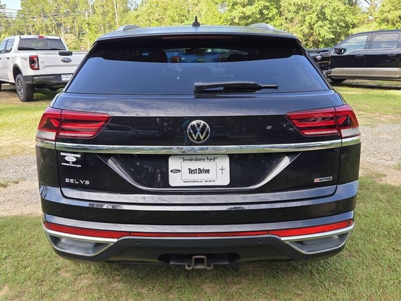 Used 2020 Volkswagen Atlas Cross Sport SEL Premium AWD/4WD image 12