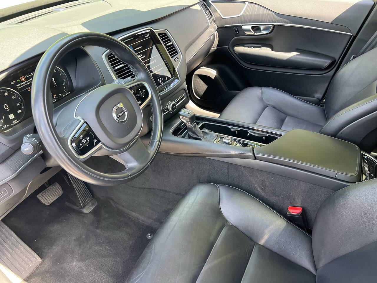 Used 2020 Volvo XC90 T5 Momentum w/ Protection Package Premier image 22