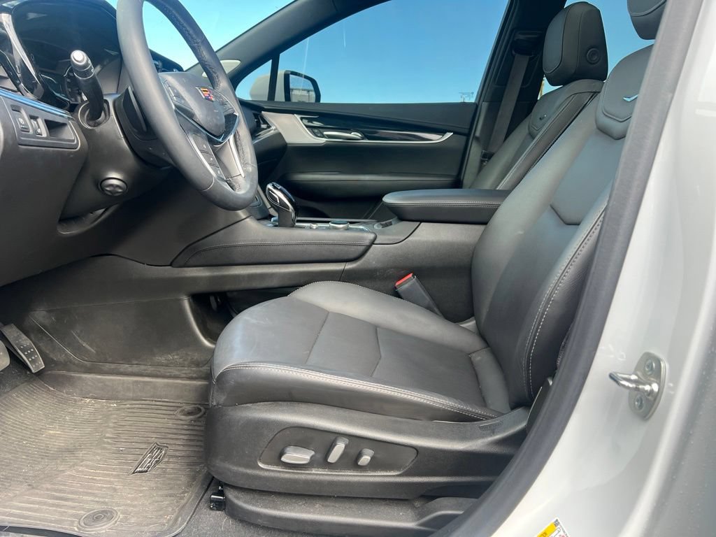 Used 2024 Cadillac XT5 Premium Luxury FWD image 13