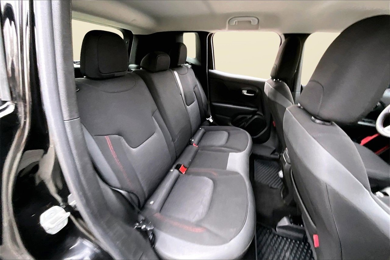 Certified 2023 Jeep Renegade Trailhawk image 23