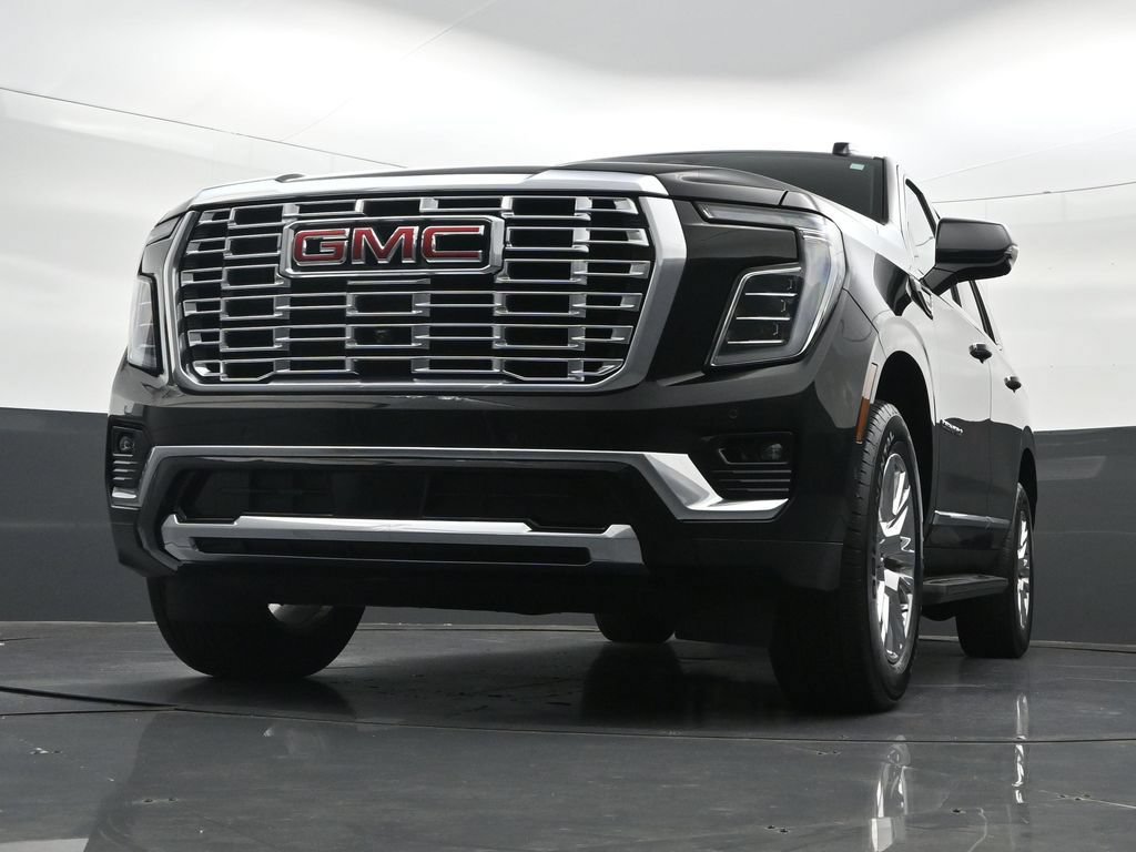 Used 2025 GMC Yukon Denali AWD/4WD image 38