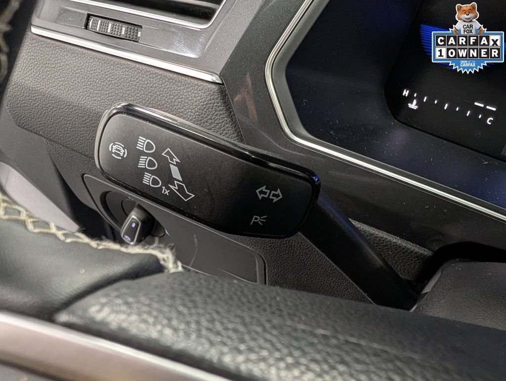 Used 2023 Volkswagen Tiguan SE R-Line AWD/4WD image 21