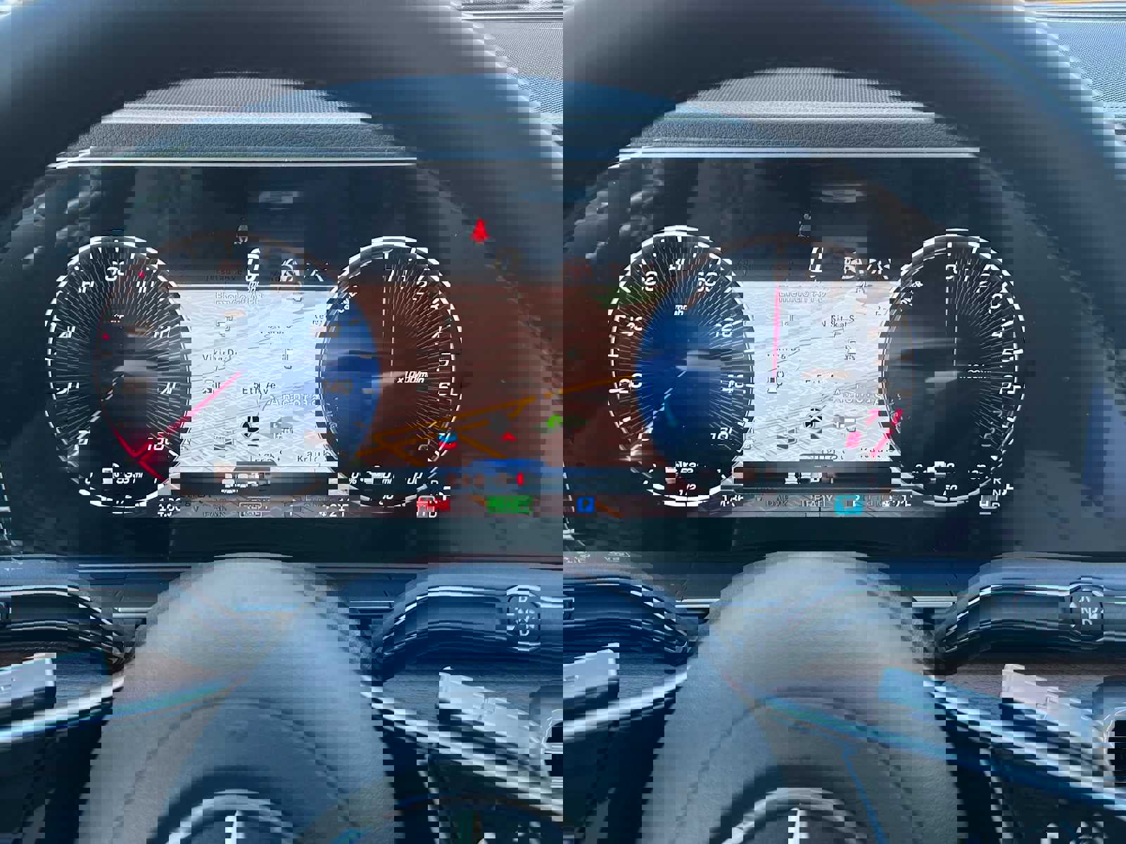 New 2026 Mercedes-Benz GLE 450e 4MATIC image 24